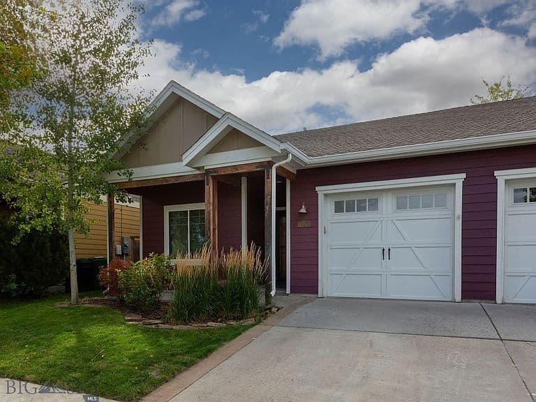4372 Glenwood Dr photo 2