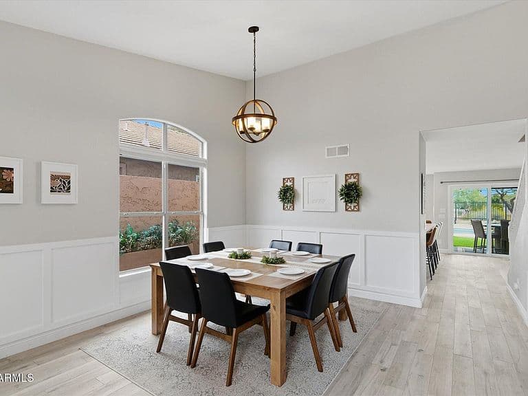 21627 N 45th Pl photo 5