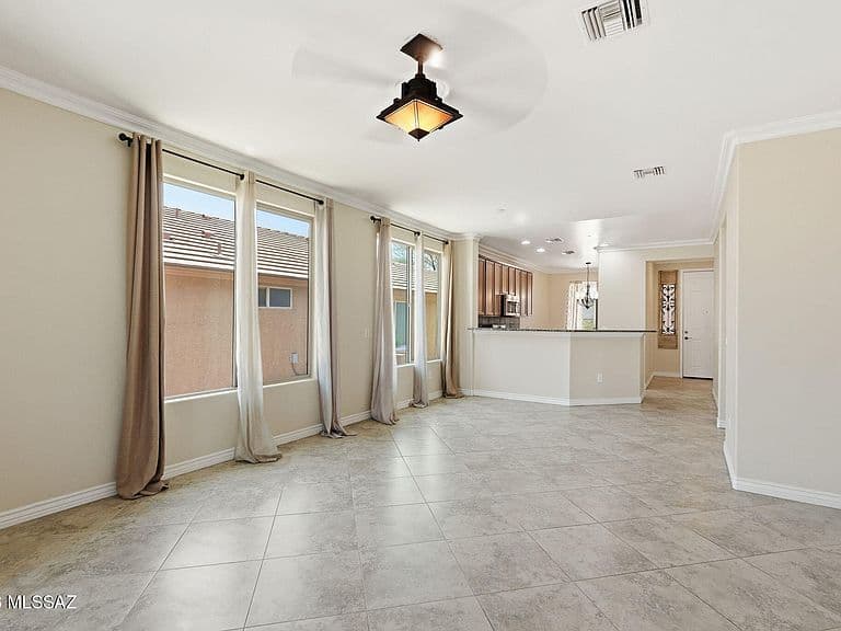 1038 W Pastora Peak Dr photo 4