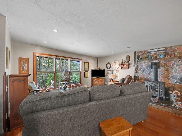 25604 Mountain Shadow Rd photo 5