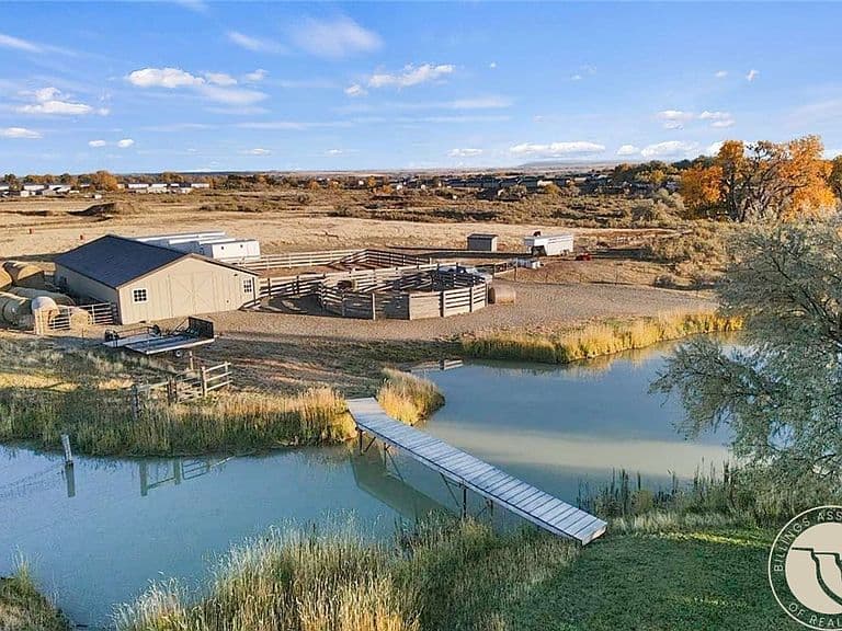 8542 Monad Rd photo 1