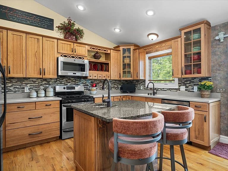 2030 Tanner Ln photo 5