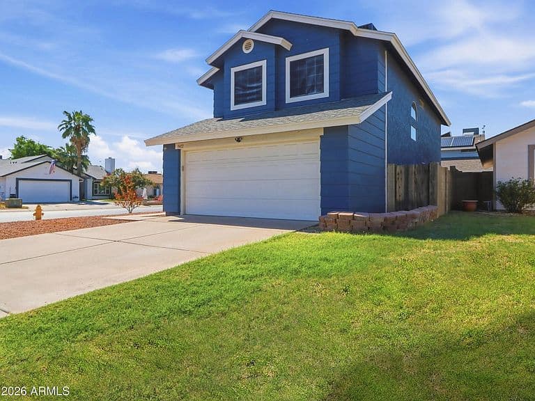 19422 N 43RD Drive photo 1