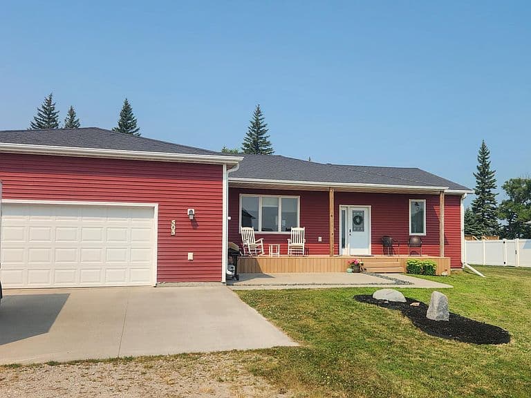 503 Sheyenne Dr photo 3