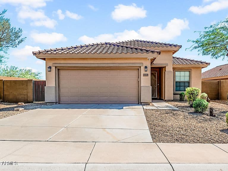 3819 W LINKS Drive photo 2