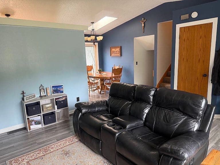 1408 Copperdale Dr photo 4