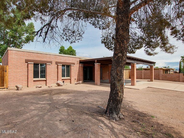2956 W Camino Oro Blanco photo 2