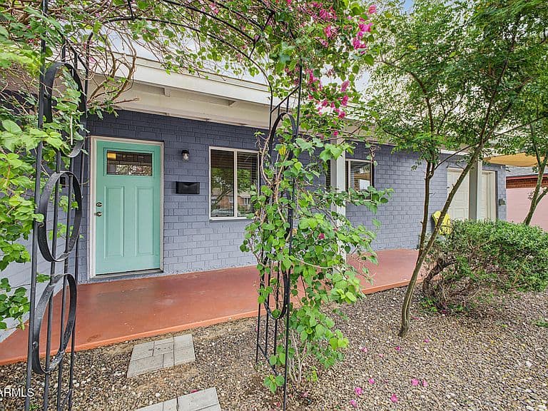 1713 W MACKENZIE Drive photo 5