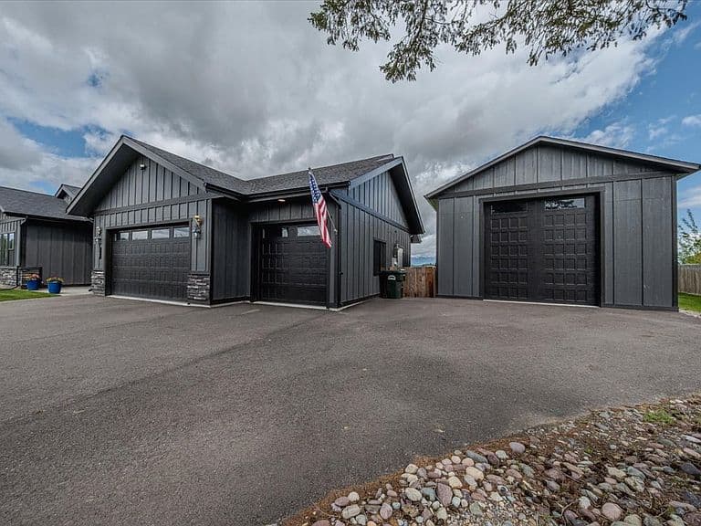 169 Brody Ln photo 4