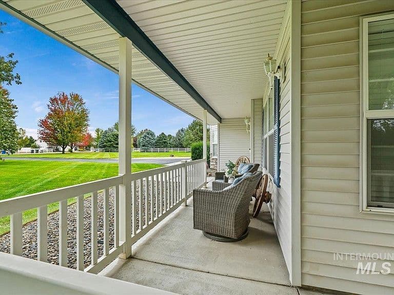 8625 Vic Ln photo 5
