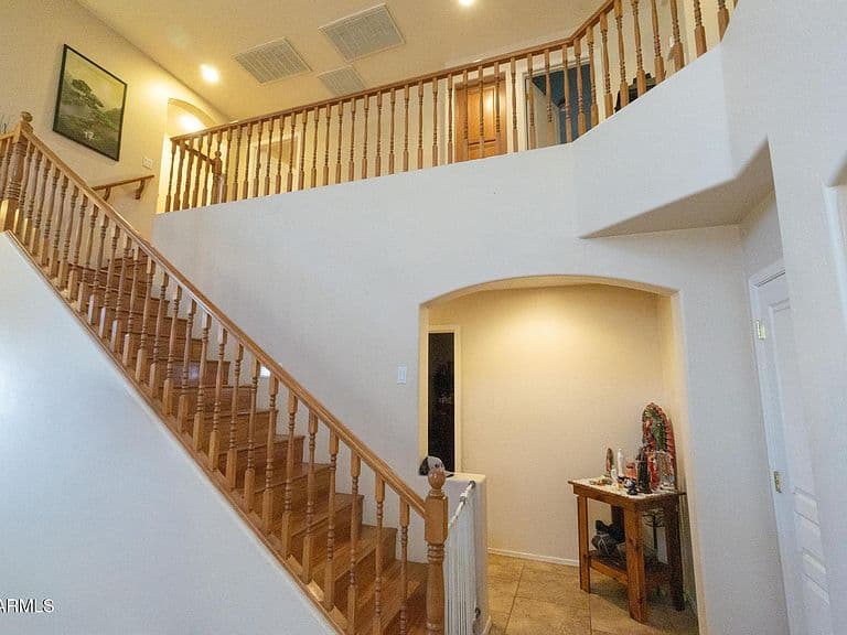 21052 N ALMA Drive photo 4