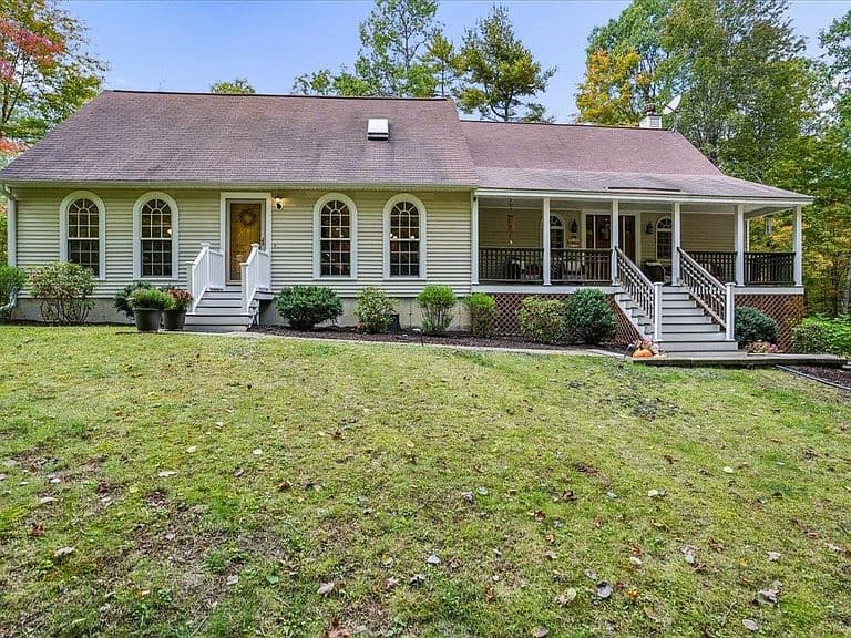 236 Middle Branch Road photo 2