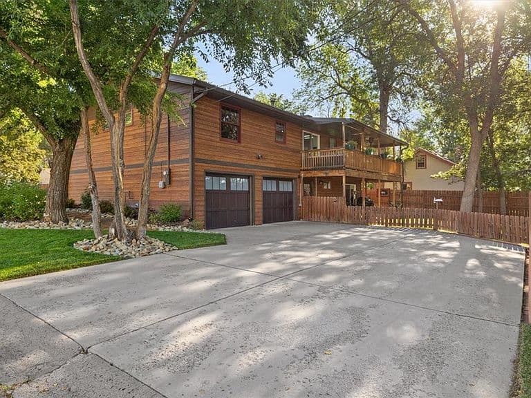2720 Poly Dr photo 4