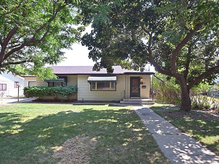 1121 S Thurmond St photo 3
