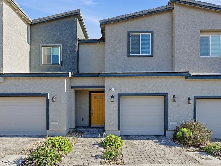 4258 Lunar Canyon Ave photo 4