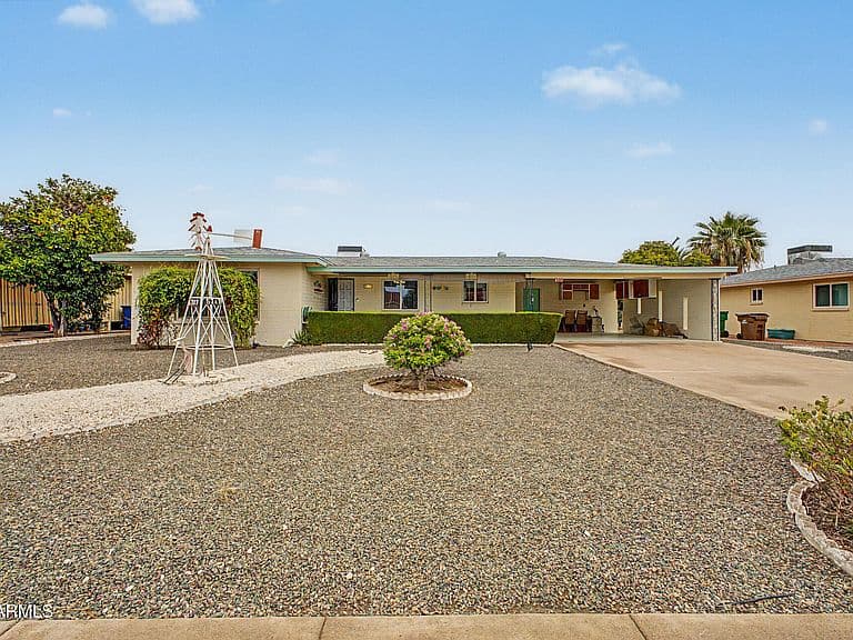 5717 E ADOBE Road photo 1