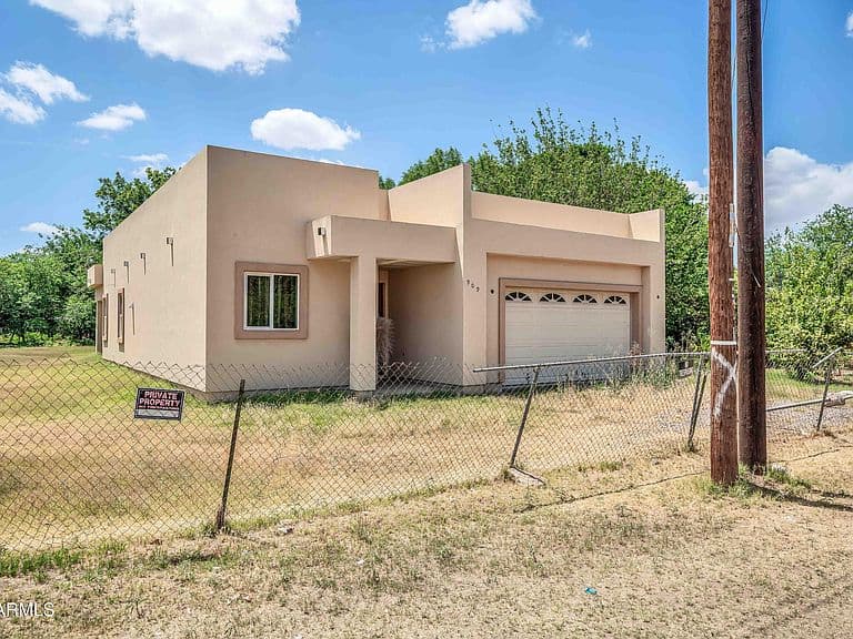 909 W TAMARISK Street photo 3