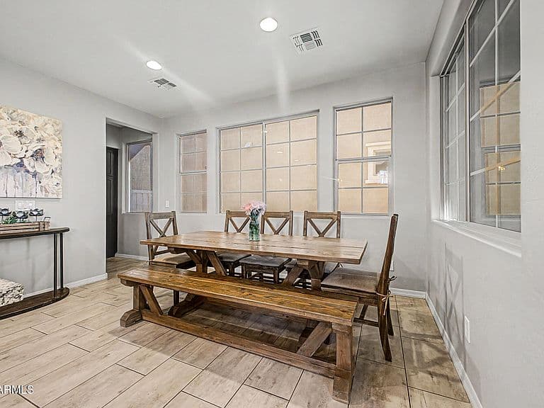 2214 S ANNIE Lane photo 3