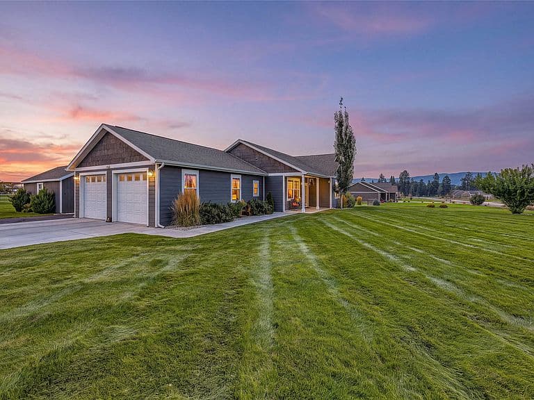 3974 Peak View Dr photo 3