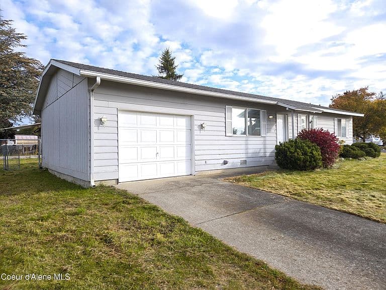 302 W 12th Ave photo 1