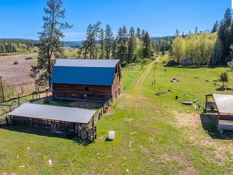 4610 Kelso Lake Rd photo 5