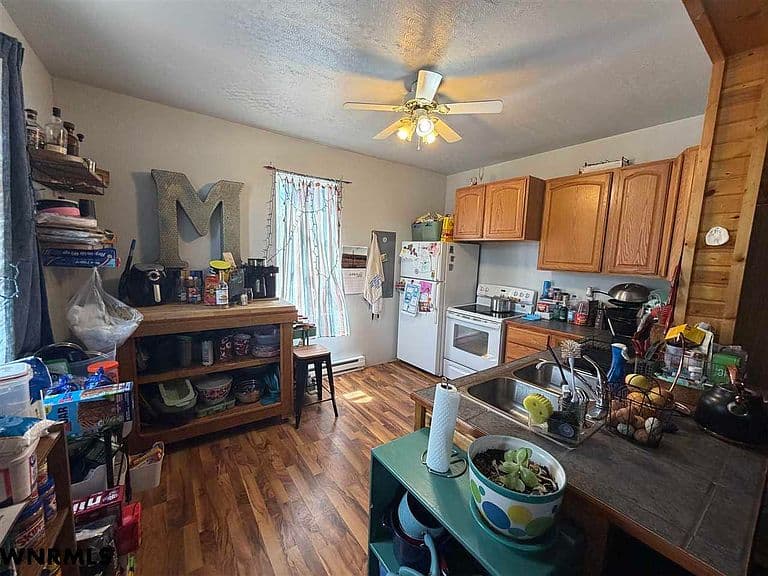 1510 Anderson Ave photo 5