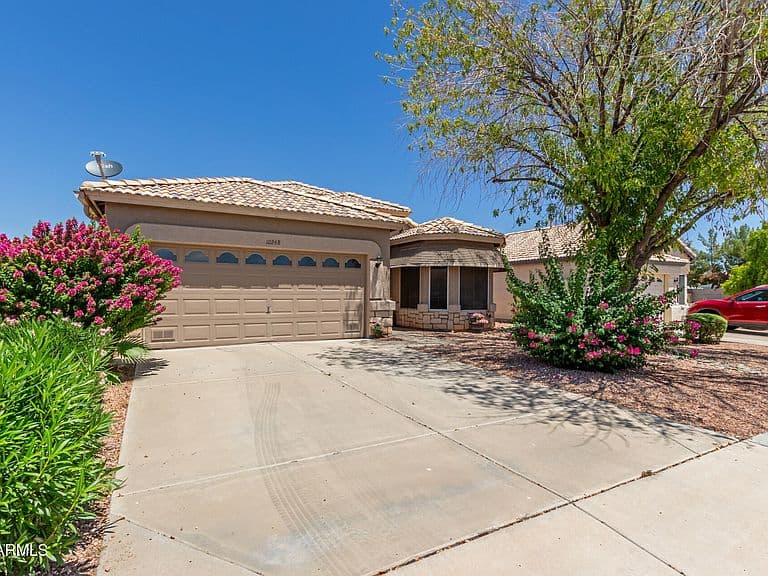 10268 W POTTER Drive photo 3