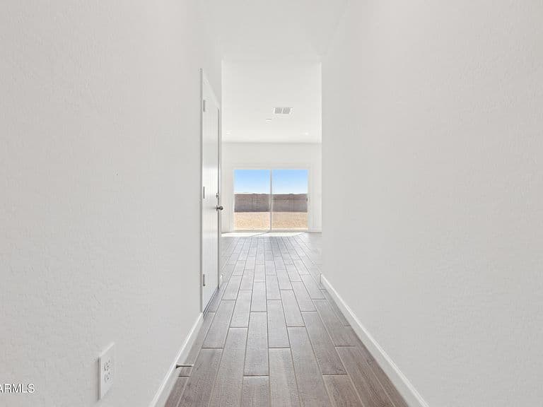 18821 E LUZON Drive photo 2