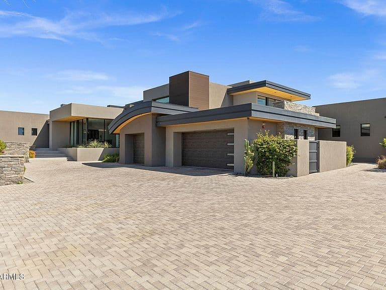 11133 E MESQUITE Drive photo 3