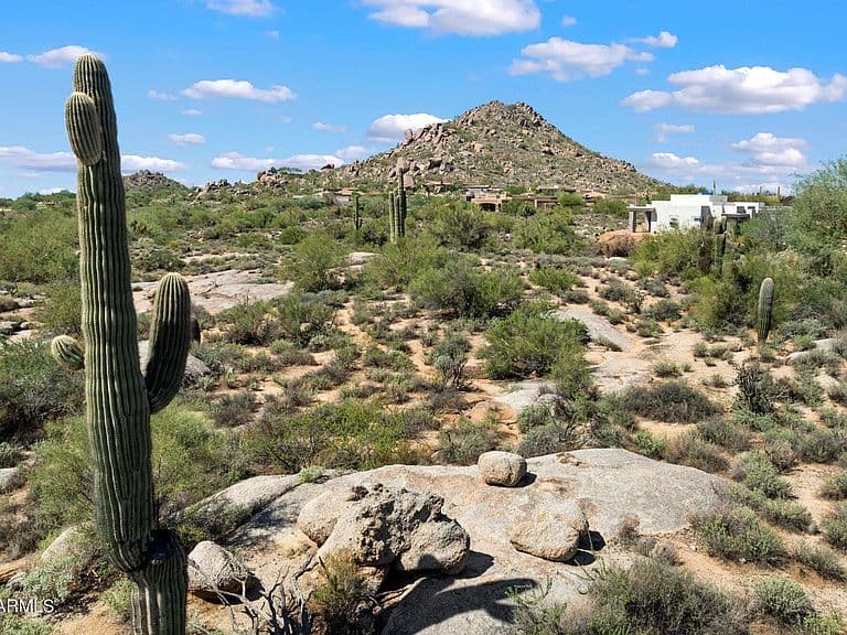 8082 E DOVE VALLEY Road photo 5
