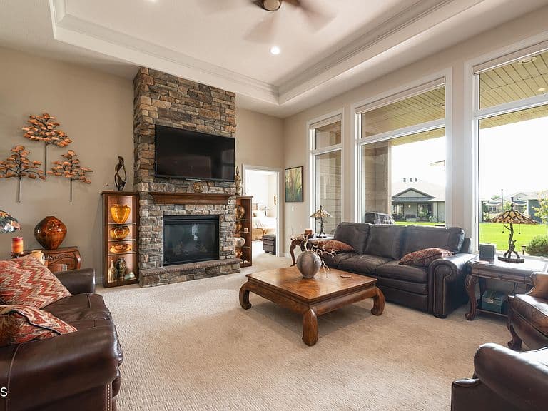 1011 Reserve Ln photo 4