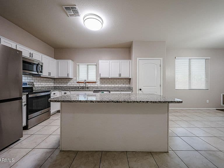 2189 N ST BONITA Lane photo 4