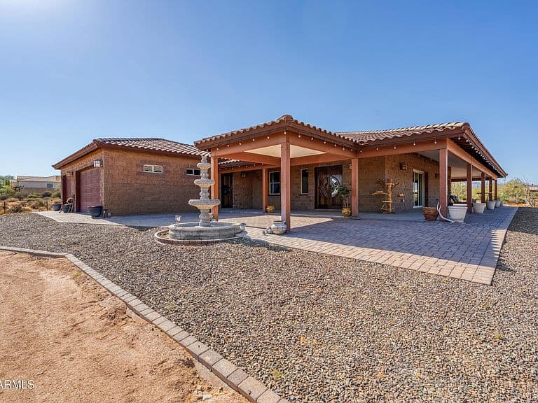 17024 E LONE MOUNTAIN Road photo 5