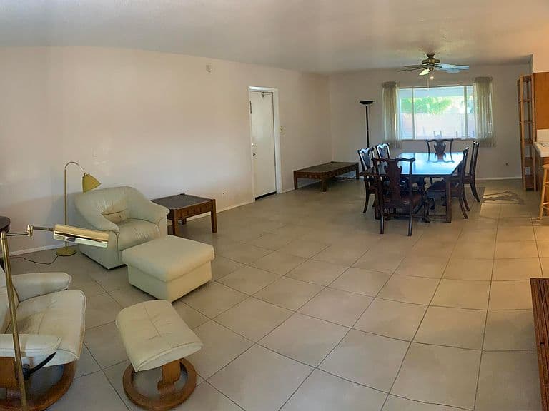 223 E GENEVA Drive photo 3