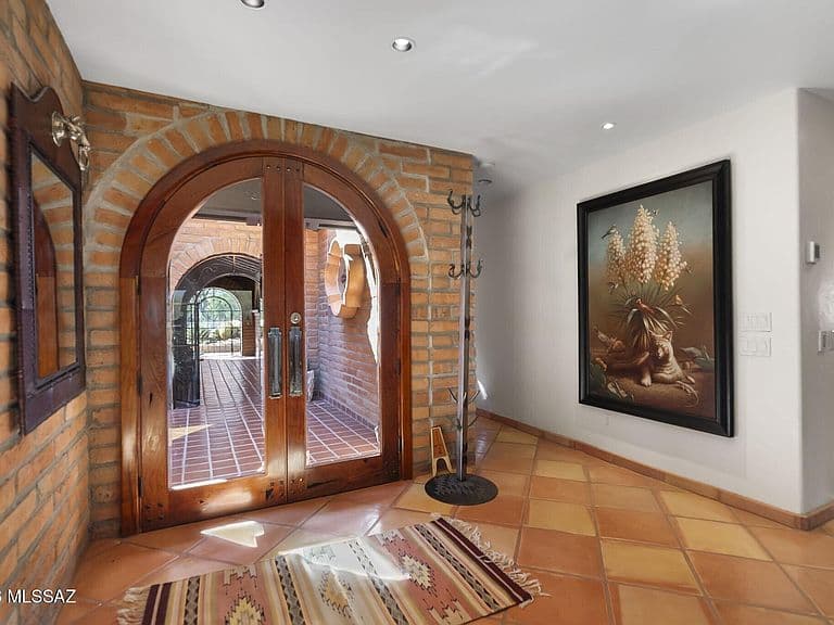 1031 Calle De photo 5