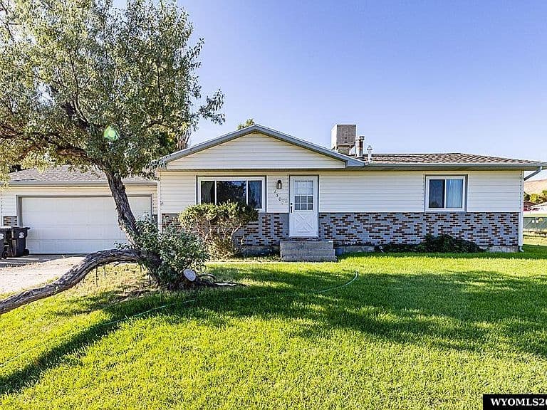 1500 E Teton Blvd photo 3