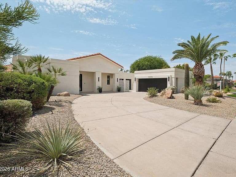 10905 E Tierra Drive photo 1