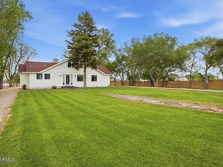 732 W ROAD 1 -- N photo 3