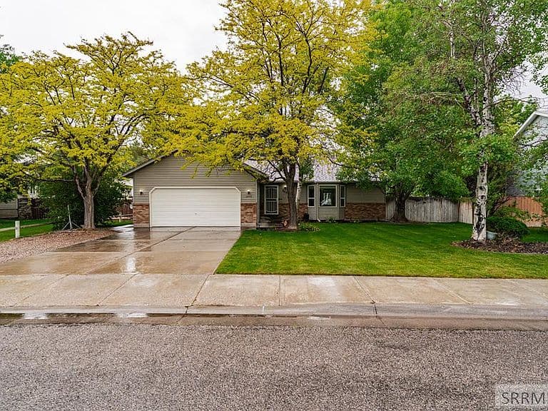 3434 Creek Side Dr photo 3