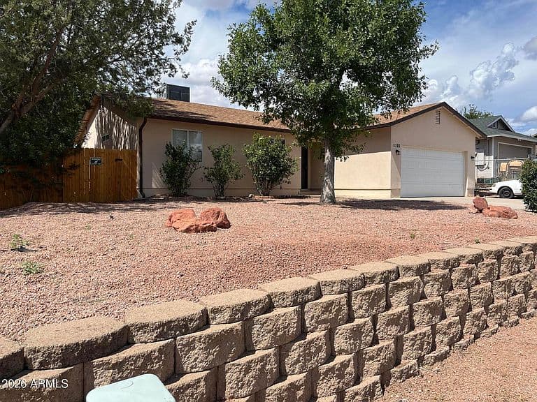 5680 N Debbie Lane photo 3