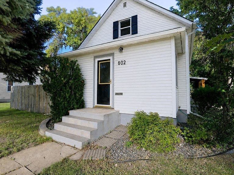 602 N State St photo 1