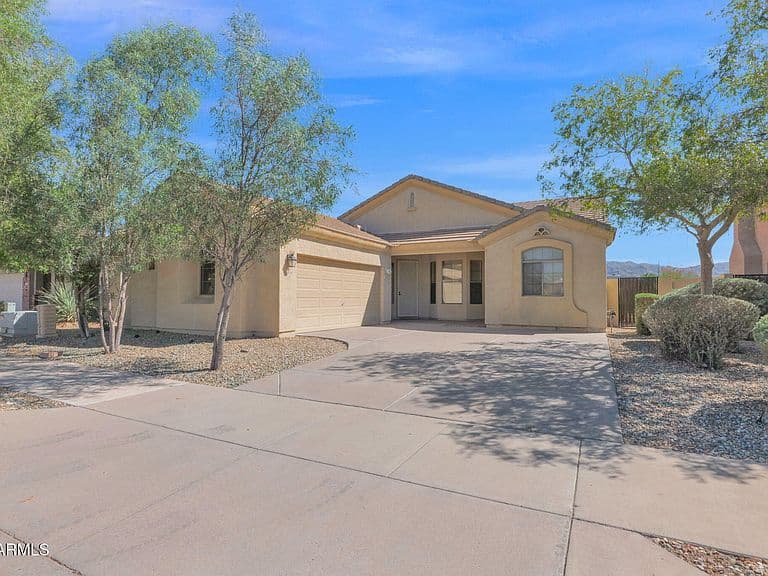 2329 W CARTER Road photo 2