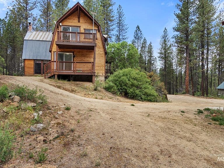 66 View Dr photo 2