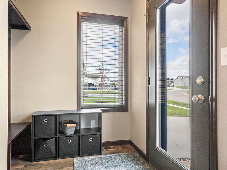 2400 Dean Ct photo 2