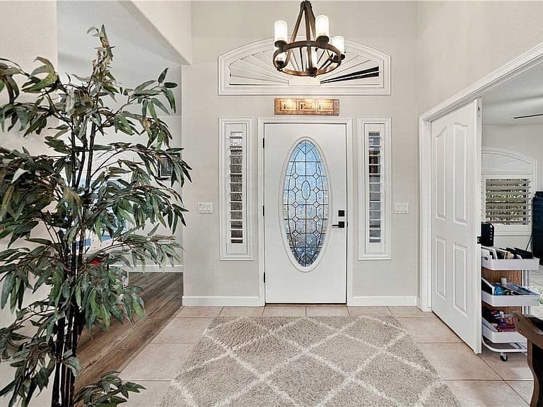 2048 Omaha Drive photo 4