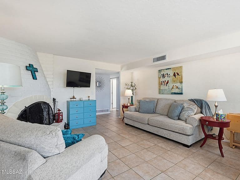 8924 E Old Spanish Trl photo 4