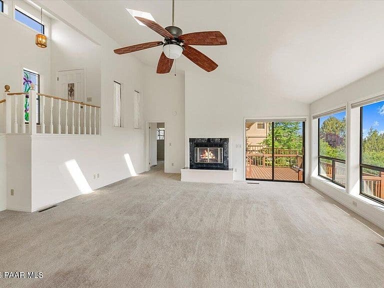 1065 Northwood Loop photo 4