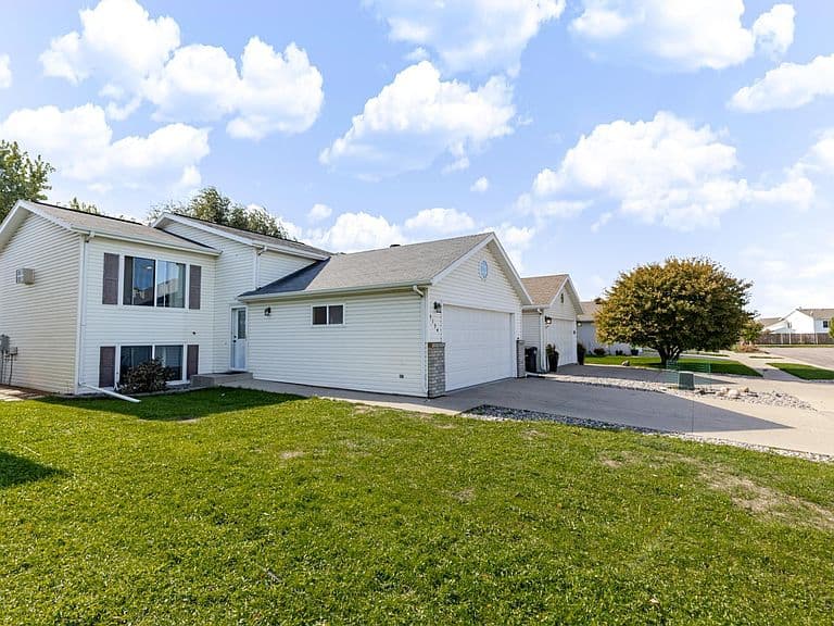 5134 7th Ln S photo 2