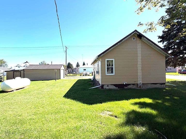 1009 Beaver Ave photo 2