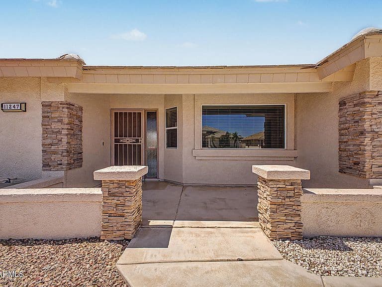 11247 E MEDINA Avenue photo 4